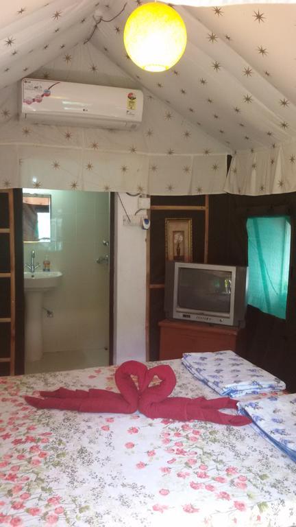 Hotel Sukhsadan Dehradun Pokój zdjęcie