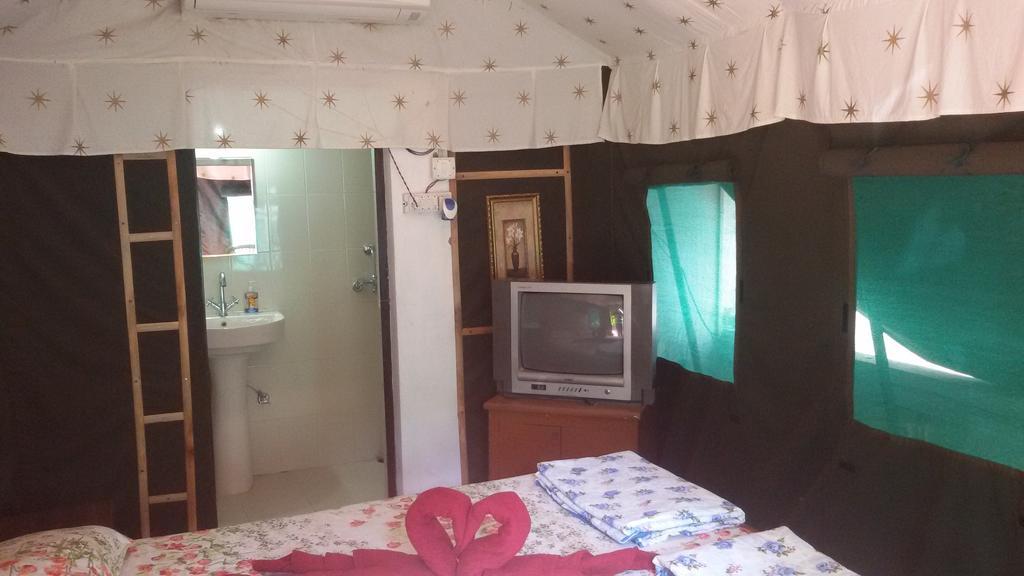 Hotel Sukhsadan Dehradun Pokój zdjęcie
