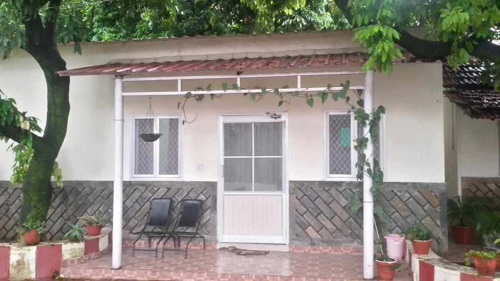 Hotel Sukhsadan Dehradun Zewnętrze zdjęcie